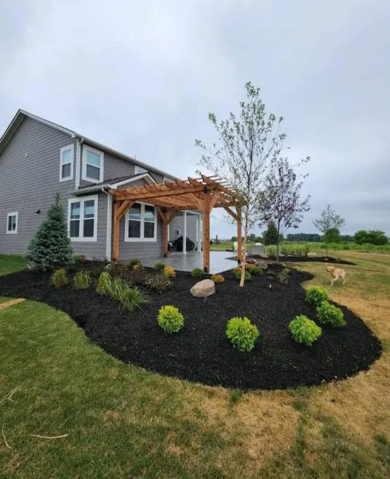 Delong Landscaping Picture 3