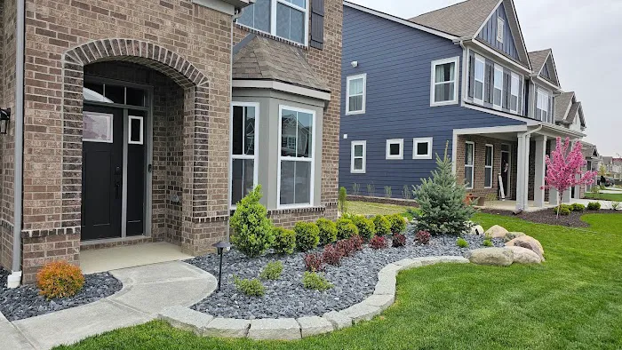 Delong Landscaping Picture 1