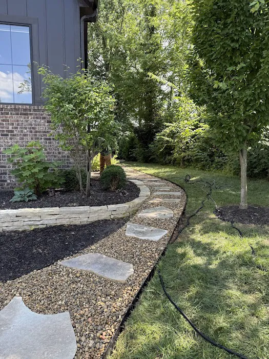 Anthony’s Tree Service & Landscape Picture 1