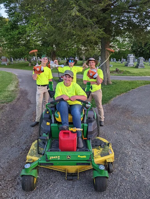 Apple & Son’s Lawn Care Service LLC Picture 9