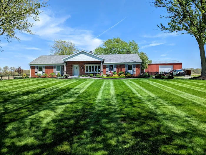 Apple & Son’s Lawn Care Service LLC Picture 5