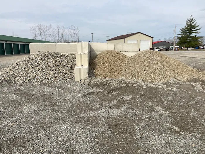 F&L Landscaping Picture 4