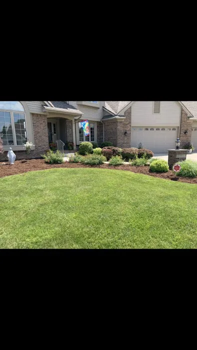 Monmouth Valley Lawn & Landscaping of Fort Wayne and Decatur Indiana Picture 1