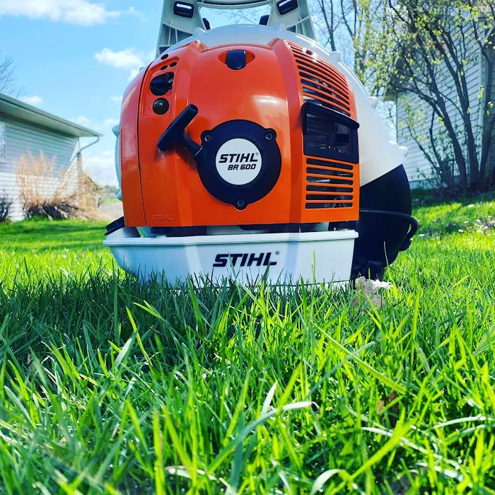 Eastern Iowa Lawn Care Picture 7