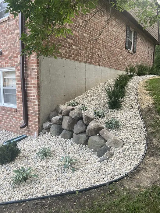 TL LANDSCAPE, LLC Picture 3