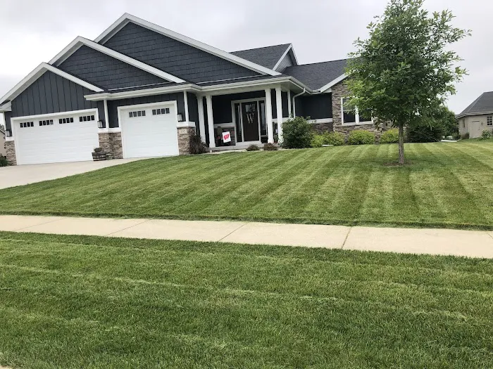 Nick’s Yard Service Picture 3