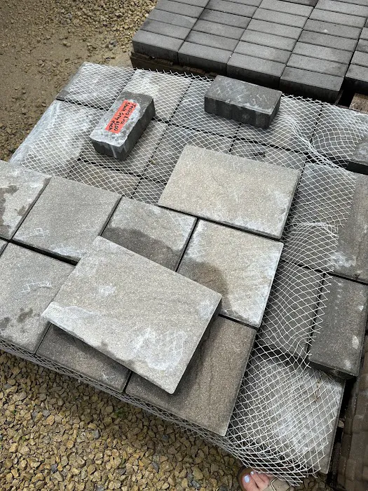 Midwest Decorative Stone & Landscape Supply Picture 5