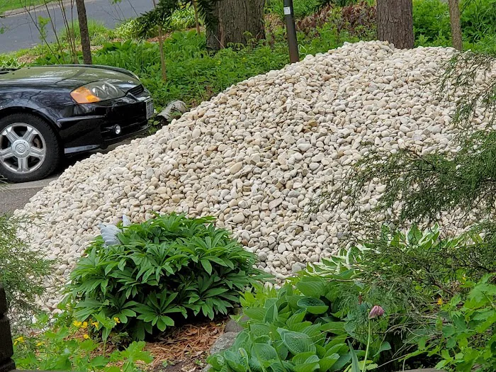 Midwest Decorative Stone & Landscape Supply Picture 2