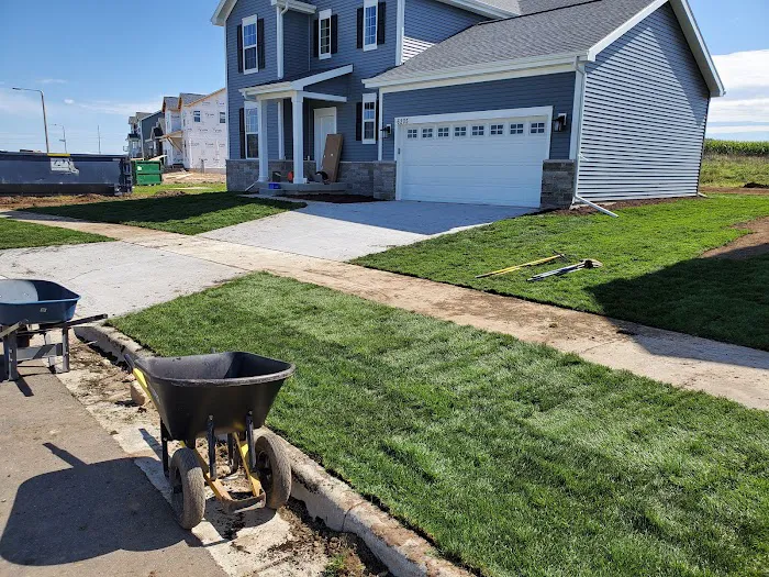 Schulenberg Land Care llc Picture 7