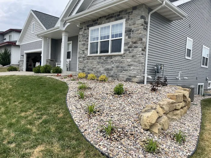 Heart Rock Landscaping Picture 10