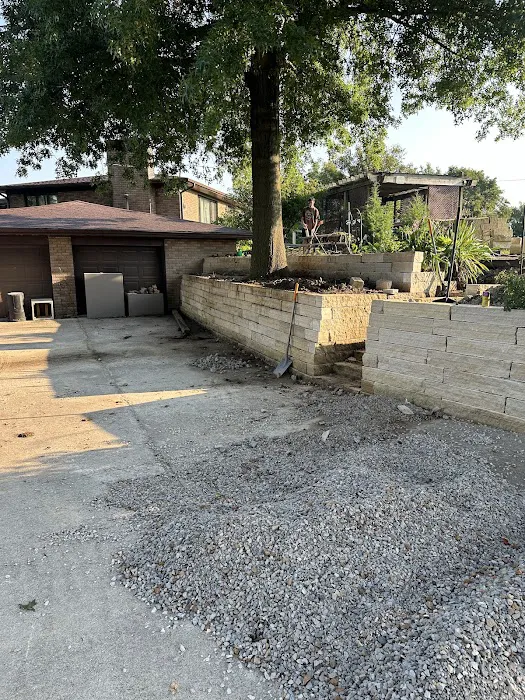 Natural Stonescapes-Iowa Picture 2