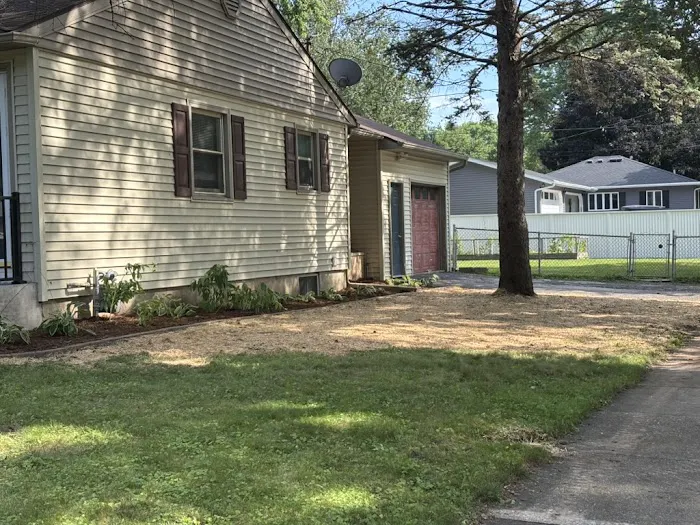 Simply Snow & Lawn LLC Picture 2
