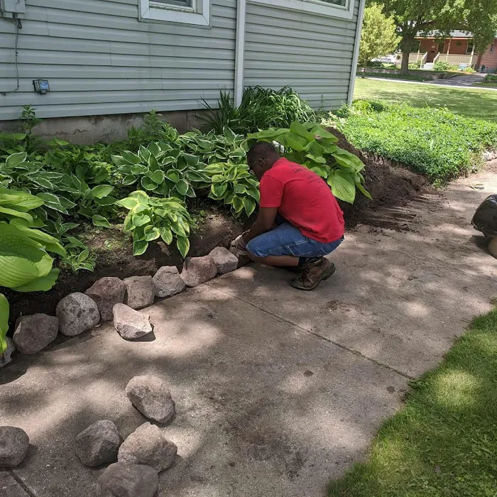 Freiberg's Hardscaping Picture 10