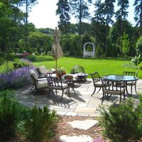 Lakeside Landscape Corporation. ico