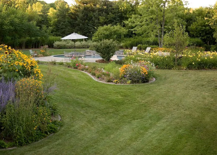 Flagstone Landscaping Picture 2