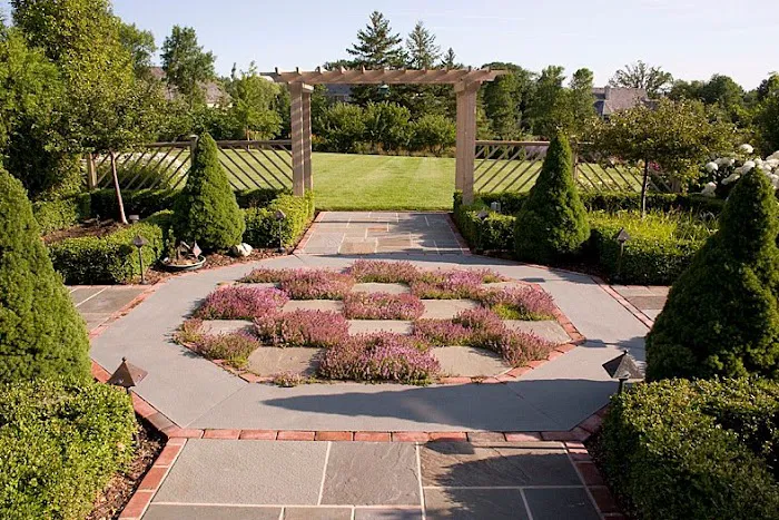 Flagstone Landscaping Picture 7