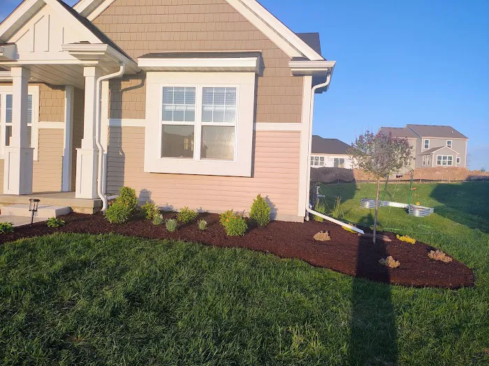 Green Signature Lawn And Landscaping Picture 4