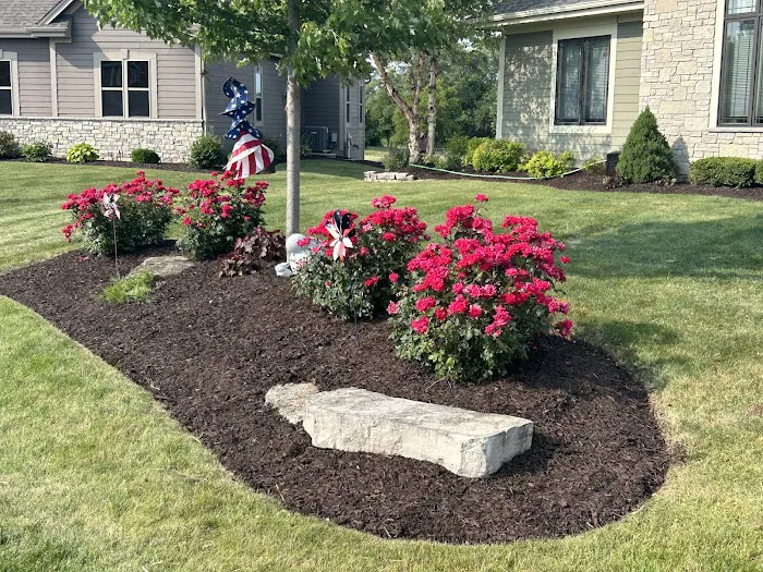 Green Signature Lawn And Landscaping Picture 10