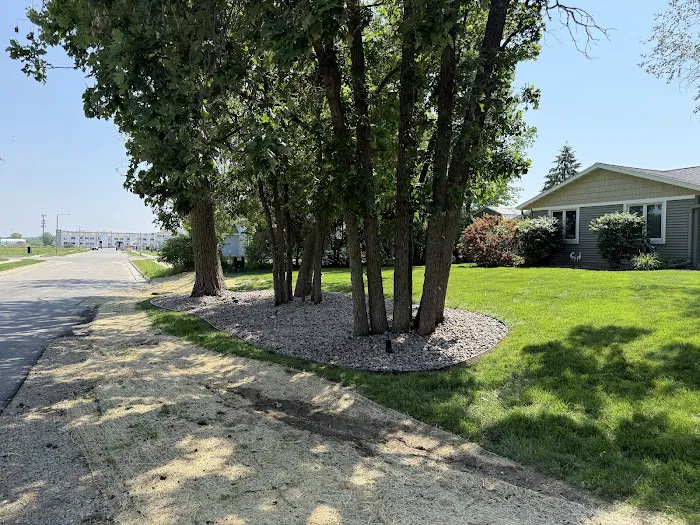 King Maple Landscaping LLC Picture 10