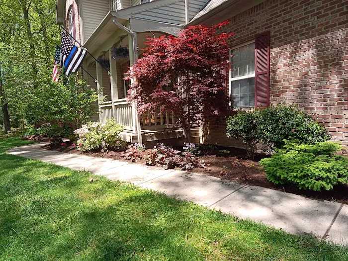 Leaf Hawk Lawncare & Landscaping Picture 6