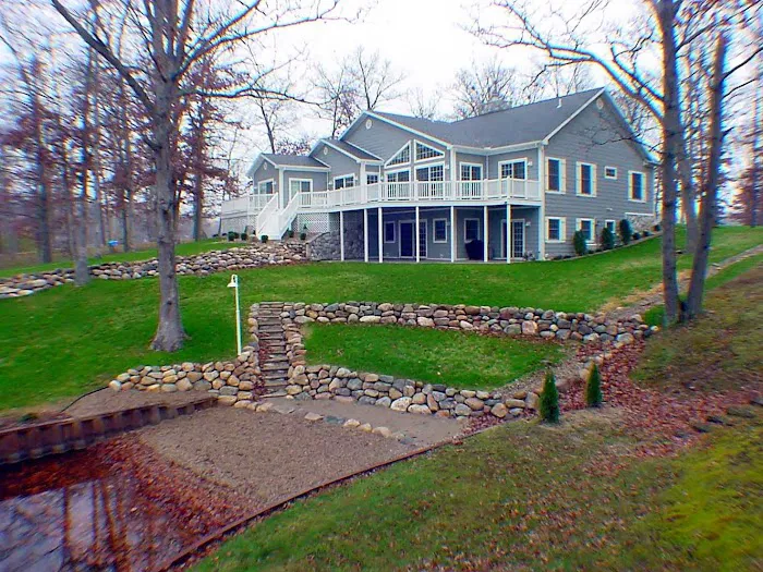 Kiefer Landscaping LLC Picture 2