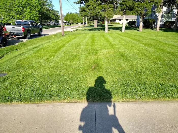 Quality Lawns LLC Picture 2