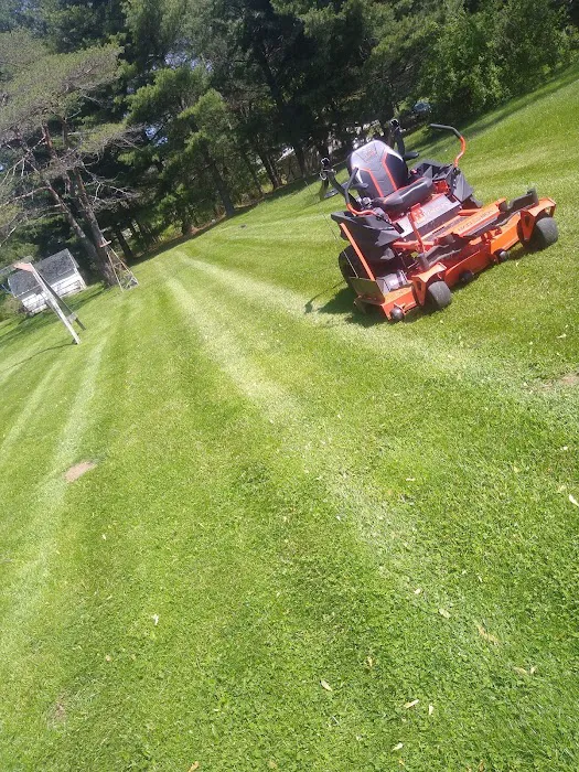 Quality Lawns LLC Picture 4
