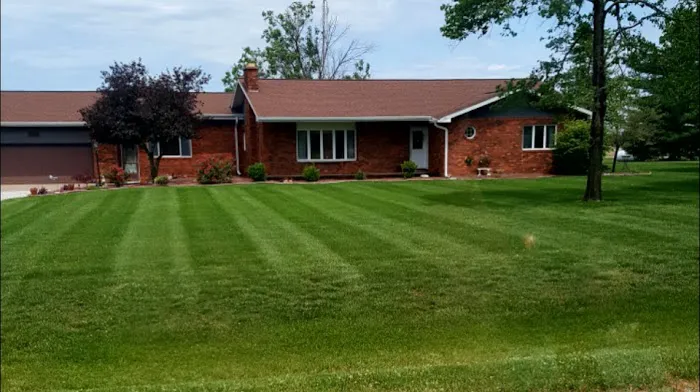 Premier Lawn Inc. Picture 1