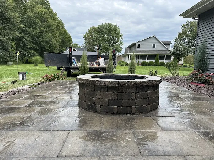 New Leaf Landscaping Picture 4