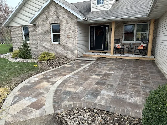 New Leaf Landscaping Picture 6