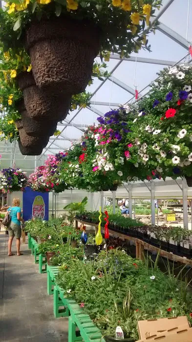 Alwerdt's Gardens LLC Picture 3
