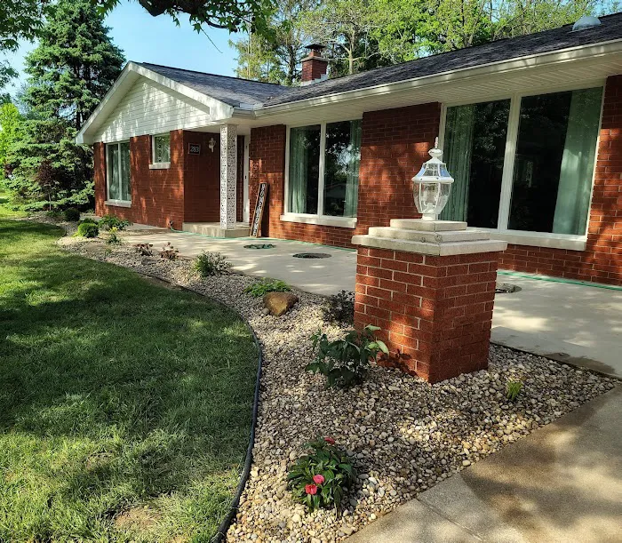 Stryker Outdoor Solutions LLC Picture 5