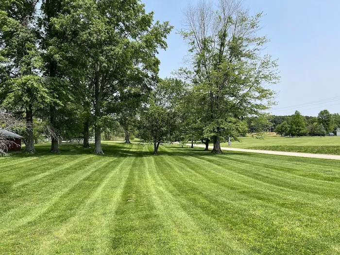 Lehman's Lawn Service Picture 4