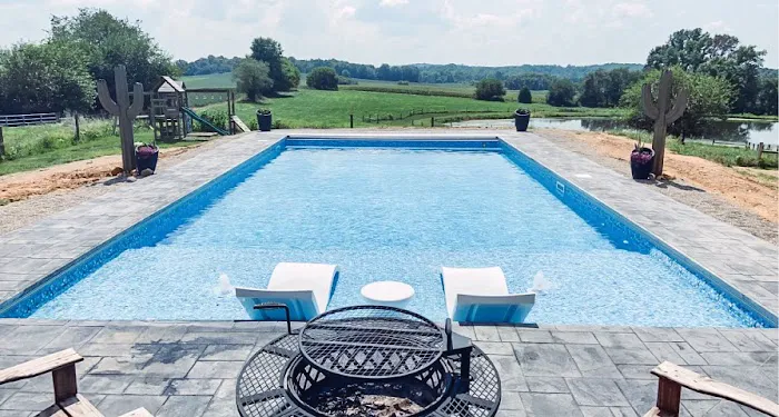 Fattys Pools and Backyard Renovations Picture 8