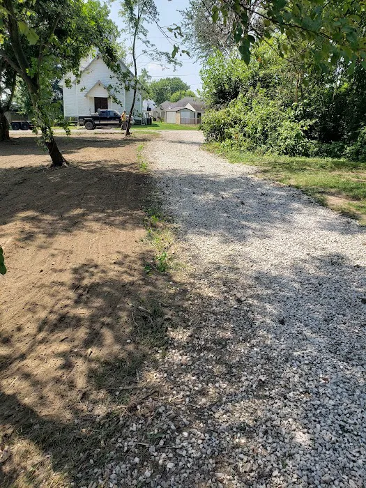 Snyder's Tractor Services Picture 4