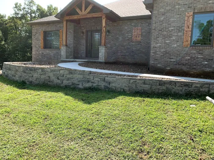 Halbig Lawn and Landscaping LLC Picture 3