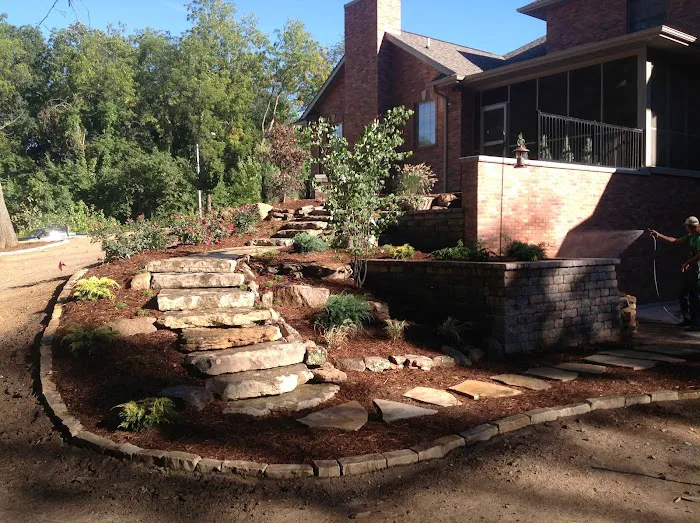 Knob Hill Landscape Co. Picture 2