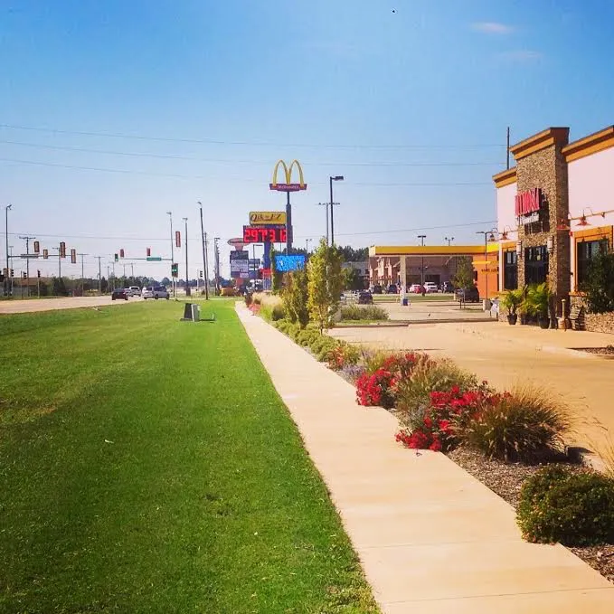 Scooter's Lawn Care, Inc. Picture 8