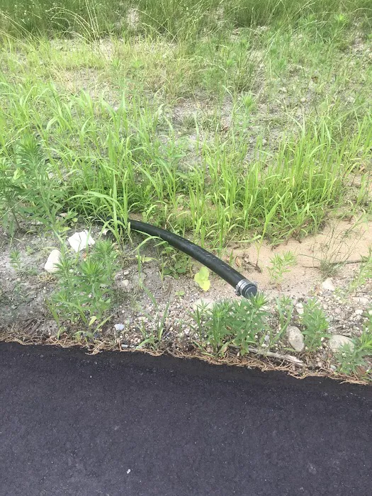 S & T Lawn Services Inc Picture 6