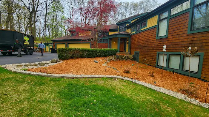 All Pro Lawn Care Picture 1