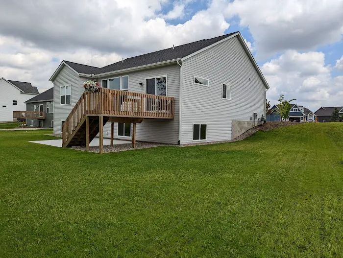 Excellawn & Landscape Inc Picture 5
