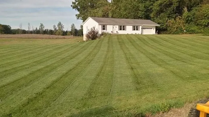 Groff's lawn care Picture 8