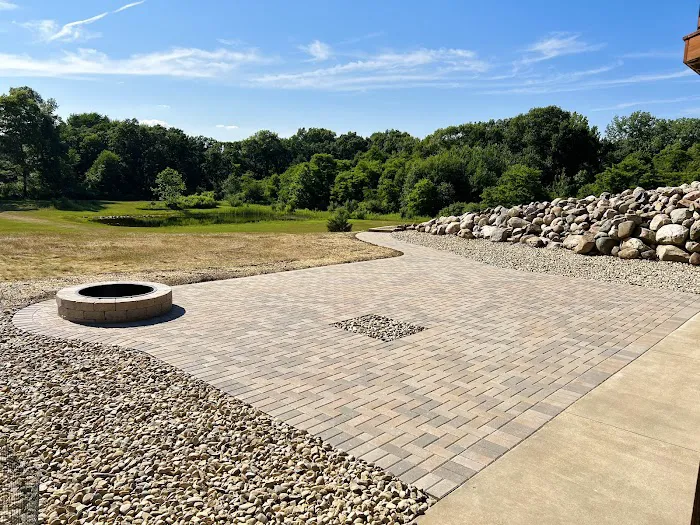 The Idriss Company Landscaping LLC Picture 1