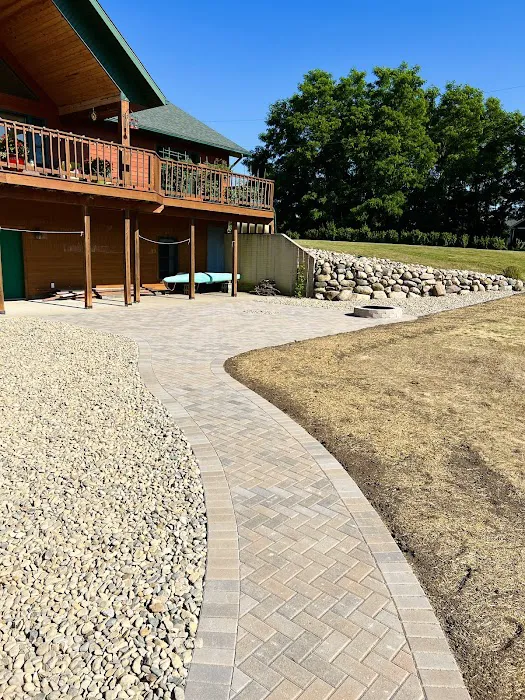 The Idriss Company Landscaping LLC Picture 2