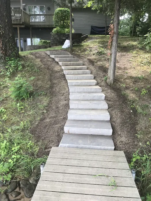 Custom Lawn Care Picture 2