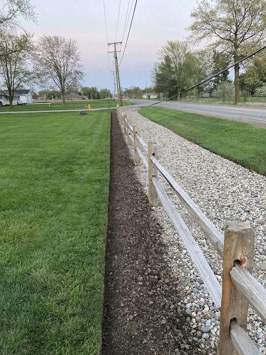 Fine Line Lawn Care LLC Picture 10