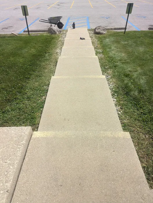 Minnick Lawn and Landscaping LLC Picture 6