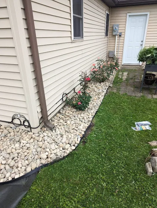 Minnick Lawn and Landscaping LLC Picture 7