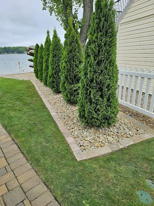 Yoder's lawn maintenance LLC Picture 6