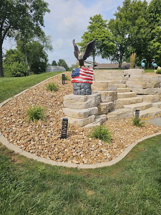 Yoder's lawn maintenance LLC Picture 7